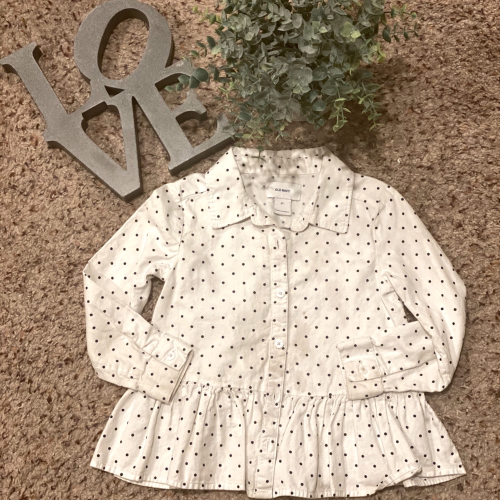 Little Girls White Polka Dotted Shirt 3T